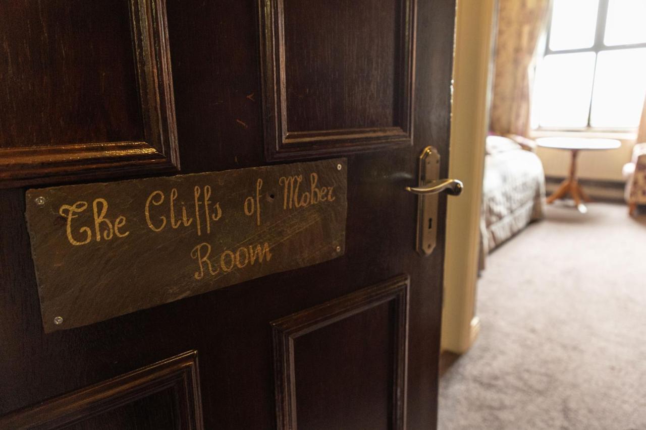 Ballinalacken Castle Country House Hotel Doolin Kültér fotó